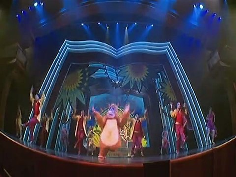 PBB7 Day 193: Maymay, Elisse, Mccoy at Nikko, nakilala ang mga Pinoy sa Hongkong Disneyland