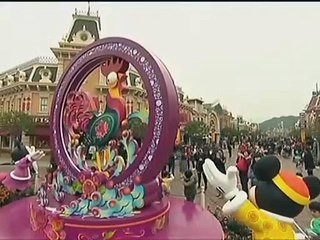 Nikko, naalala ang kanyang anak sa paglilibot sa Disneyland