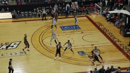 Vitto Brown (17 points) Highlights vs. Greensboro Swarm