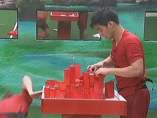 Elisse, nanakit ang binti sa gitna ng pagbuo ng puzzle