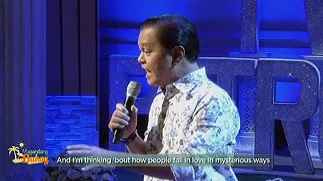 Noli de Castro sings ""Thinking Out Loud"" on Magandang Buhay