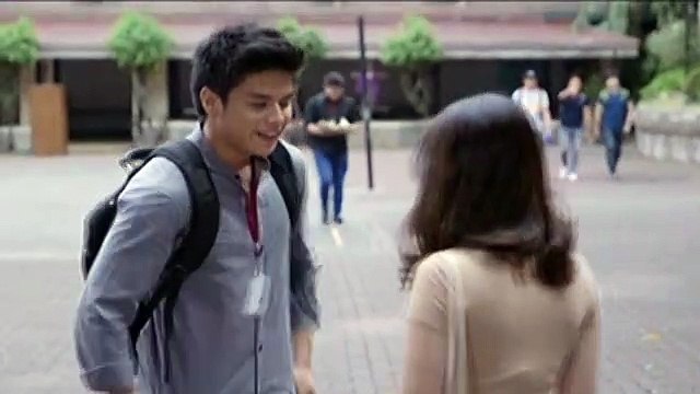 Tupe, ginulat si Chloe sa kanyang munting regalo