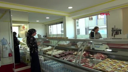 Aksaray kasap olan baba mesleğini sürdürüyor