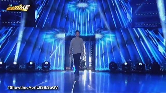 Darren Espanto sings Halo on It's Showtime