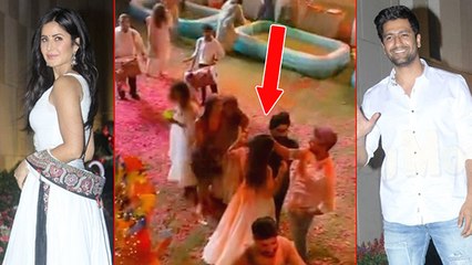 Katrina Kaif And Vicky Kaushal CAUGHT Playing Holi Together