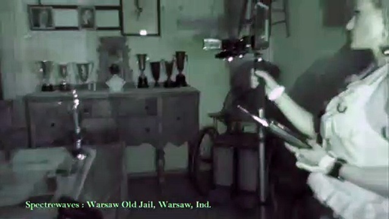 Warsaw old County jail Kosciusko county Warsaw Indiana USA Spirit Box Paranormal activity sherrifs residence 3rd floor Spectrewaves Paranormal