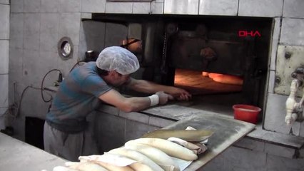 KÜTAHYA Ekmek fırınının gelirini şehit ve gazi ailelerine bağışladı