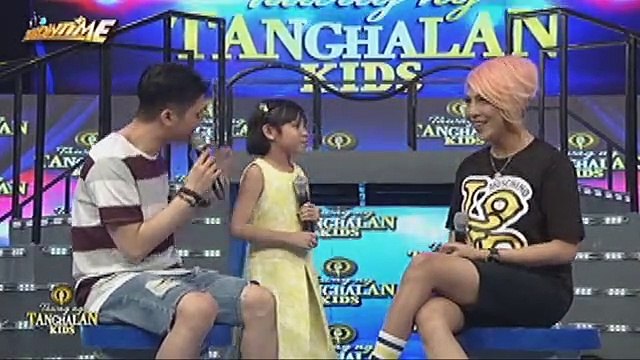 Vice Ganda, ninerbyos dahil sa ilong ni Vhong