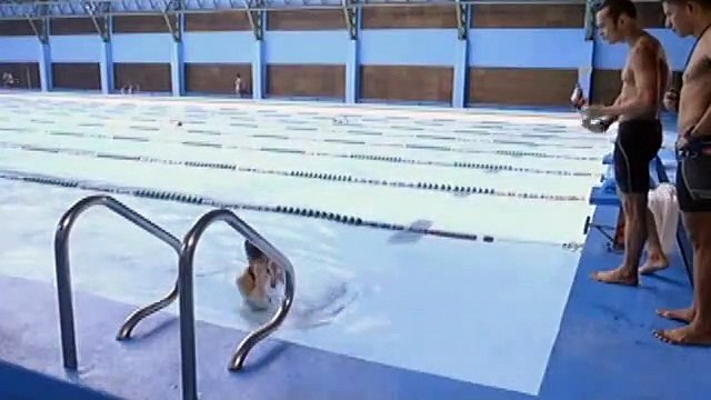 Carlos, napansin ang pag-iwas sa kanya ni Bianca