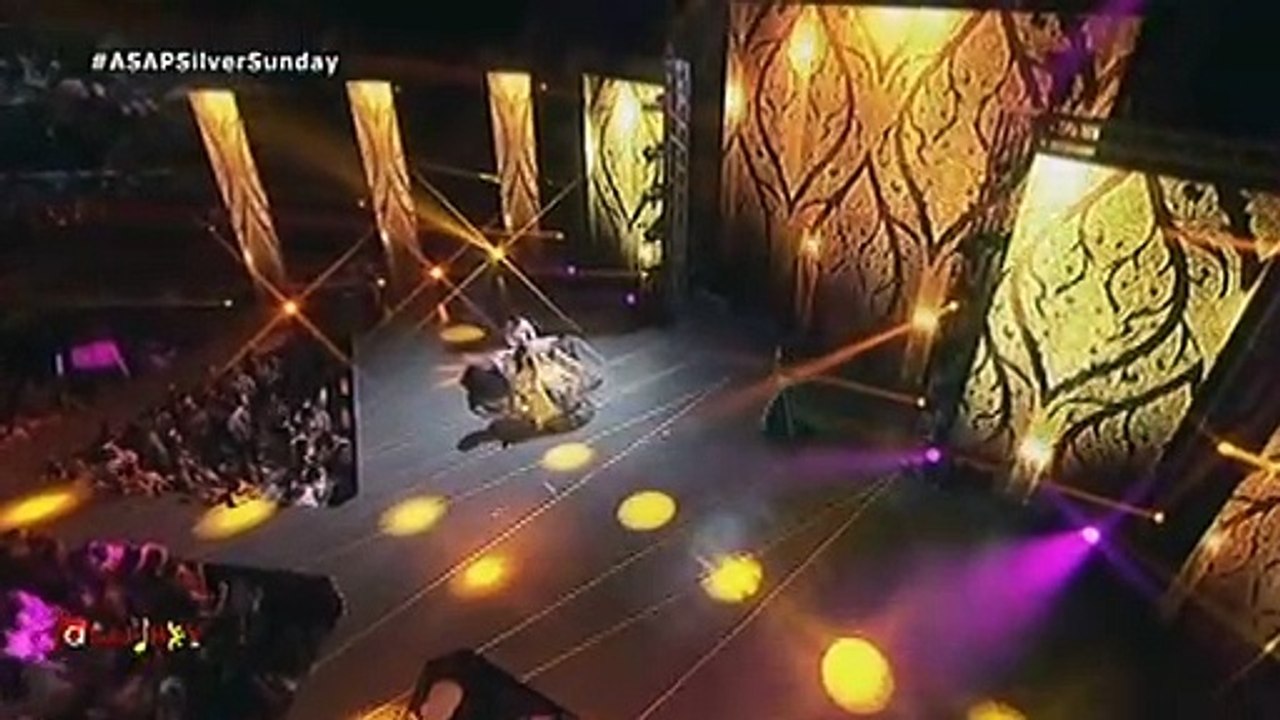Sarah Geronimo sings one of Zsa Zsa Padilla's hit songs ""Kahit Na"" on ASAPinoy sarah g prod