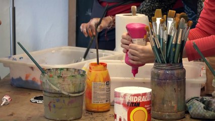 Diseñadores con diversidad intelectual aprenden en La Casa de Carlota