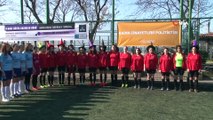 Cadıköy Futbol Takımı, 8 Mart Dünya Kadınlar Günü için sahaya çıktı
