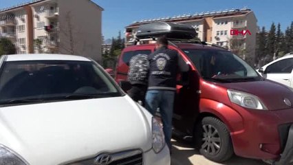 Antalya kapkaça uğrayan kadın çığlık atınca telefonuna kavuştu