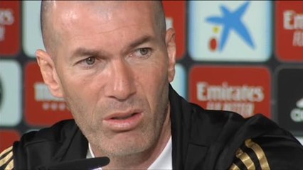 Zidane: "Soy entrenador del Real Madrid de momento, pero mañana puede cambiar"