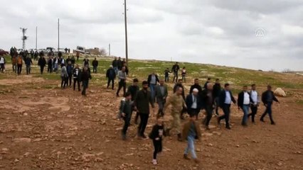 Açıkyol şehitleri mezarları başında anıldı