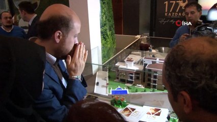 Bilal Erdoğan 'Cemre Çarşısı' etkinliğini ziyaret etti