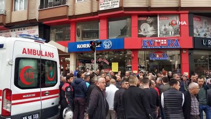 Sokak ortasında 'bakışma' yüzünden silahlı saldırı: 1 yaralı