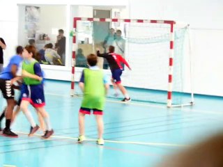 -13G contre Bazas