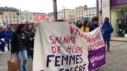 Marche intersyndicale pour la défense des femmes