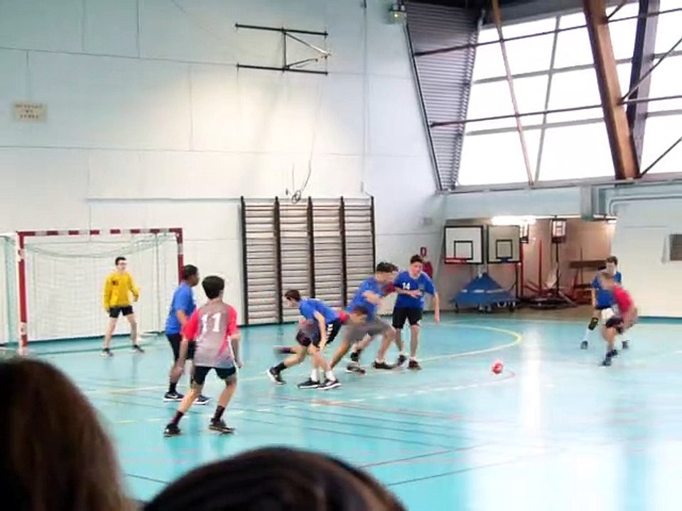 -15G contre St Medard d' Eyrans