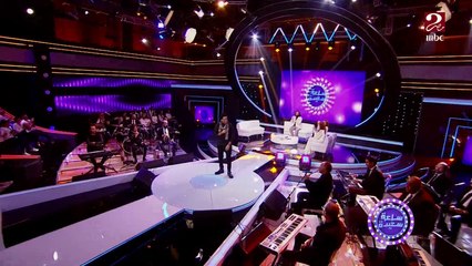 مصطفى شوقي يغني "ملطشة القلوب" على مسرح "ساعة سعيدة"