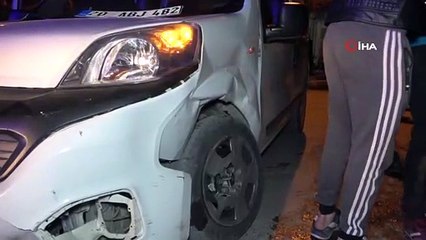 Kaza yaptı aracını bırakıp kaçtı