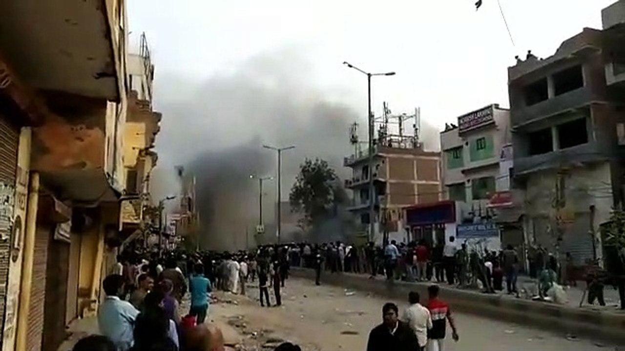 A video from last week. It is shot from opposite Ankit Sharma's street. The mob here is a Hindu mob, chanting Jai Shri Ram.