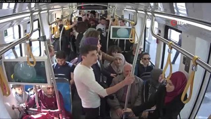 Tramvayda 'kadına şiddet' sosyal deneyi duygusal anlar yaşattı