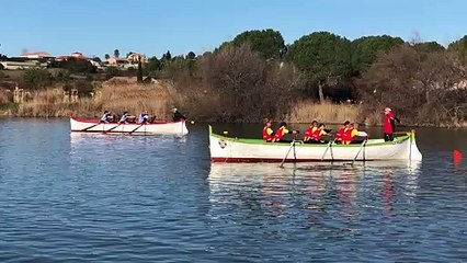 Rameurs Venitiens à Mèze. Le premier passage du Tamalou mixte