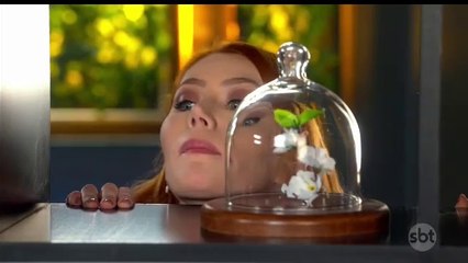 Professora Sophie tenta espiar Iuri e acaba caindo e passando mico - As Aventuras de Poliana (28/01/2020) (21h32) | SBT 2020