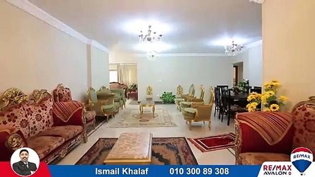 شقة للإيجار مفروش او قانون جديد 235 م جليم ( علي البحر مباشرة )