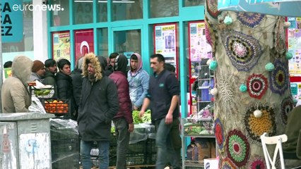 Einsatz von Rauchbomben und Tränengas an der griechisch-türkischen Grenze