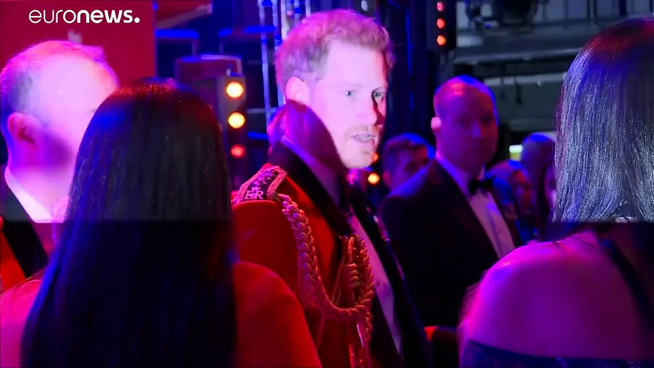 (Noch) im Dienste Ihrer Majestät: Harry und Meghan auf Abschiedstour