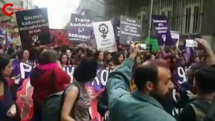 8 mart gece yürüyüşü