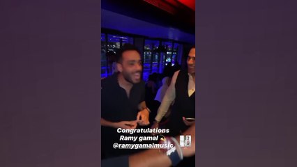 رامي جمال وزوجته يحتفلان بالألبوم الجديد مع ريم البارودى وإيمان العاصى