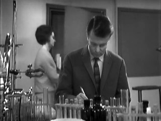 Doctor Who clásico Temporada 1 episodio 1 "An Unearthly Child" (subtítulos en español)