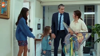 Yıllar önceki korkunç kaza! - Gel Dese Aşk 1.Bölüm