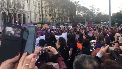 Performance 'El violador eres tú' en Madrid