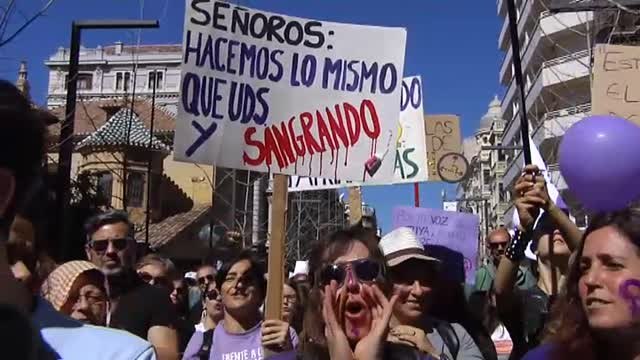 El feminismo reclama en las calles derechos y libertades para todas las mujeres