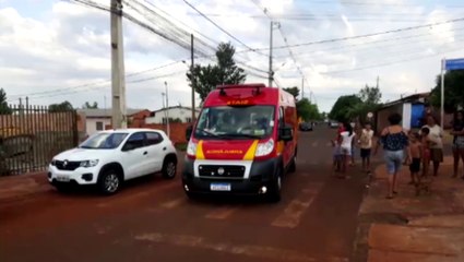 Jovem que teria sido agredido é socorrido no Bairro Interlagos