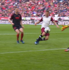 Muller and Goretzka send Bayern four points clear