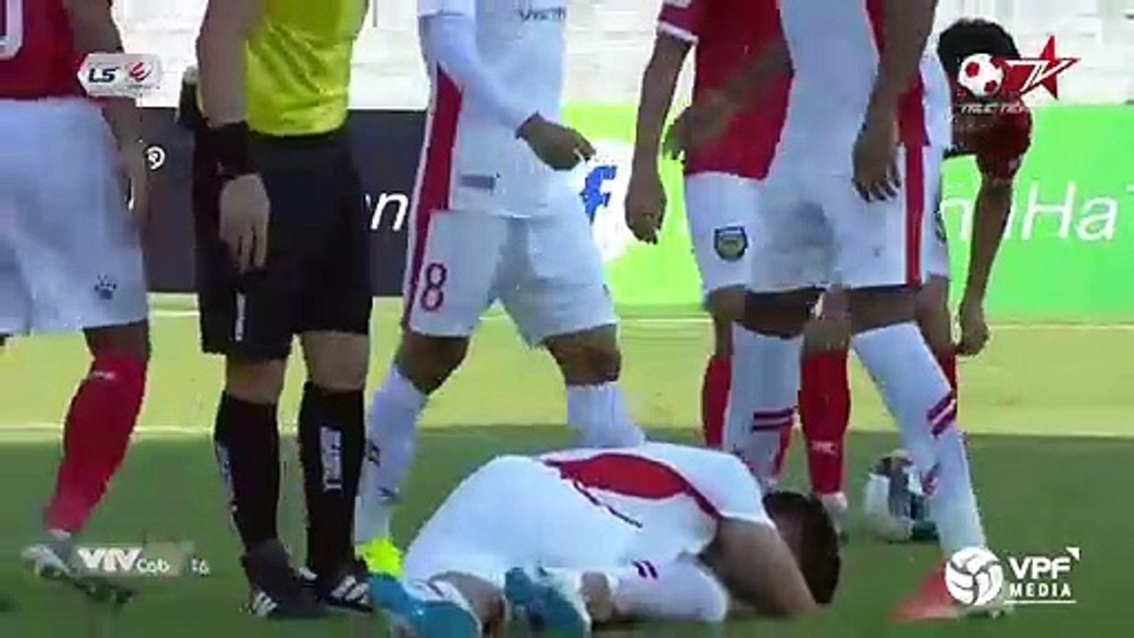 Quang Tuấn và Nguyên Mạnh cùng tỏa sáng, cản phá ngay bóng trên vạch vôi | VPF Media