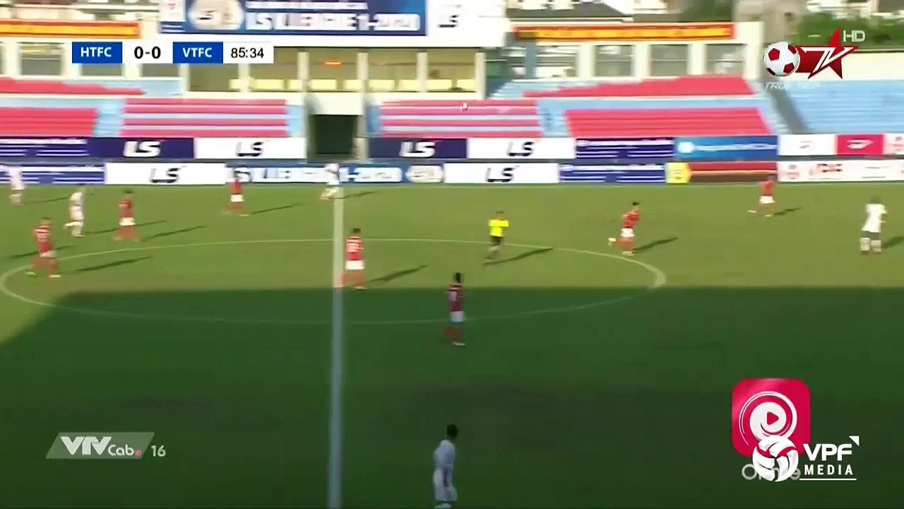 Việt Phong "nổ súng" phút cuối, mang về 3 điểm đầu tiên cho Viettel tại V.League 2020 | VPF Media