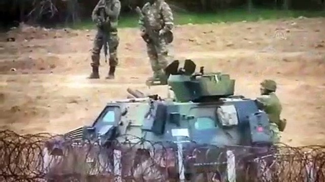 Yunan askerleri kadın çocuk demeden ateş açıyor