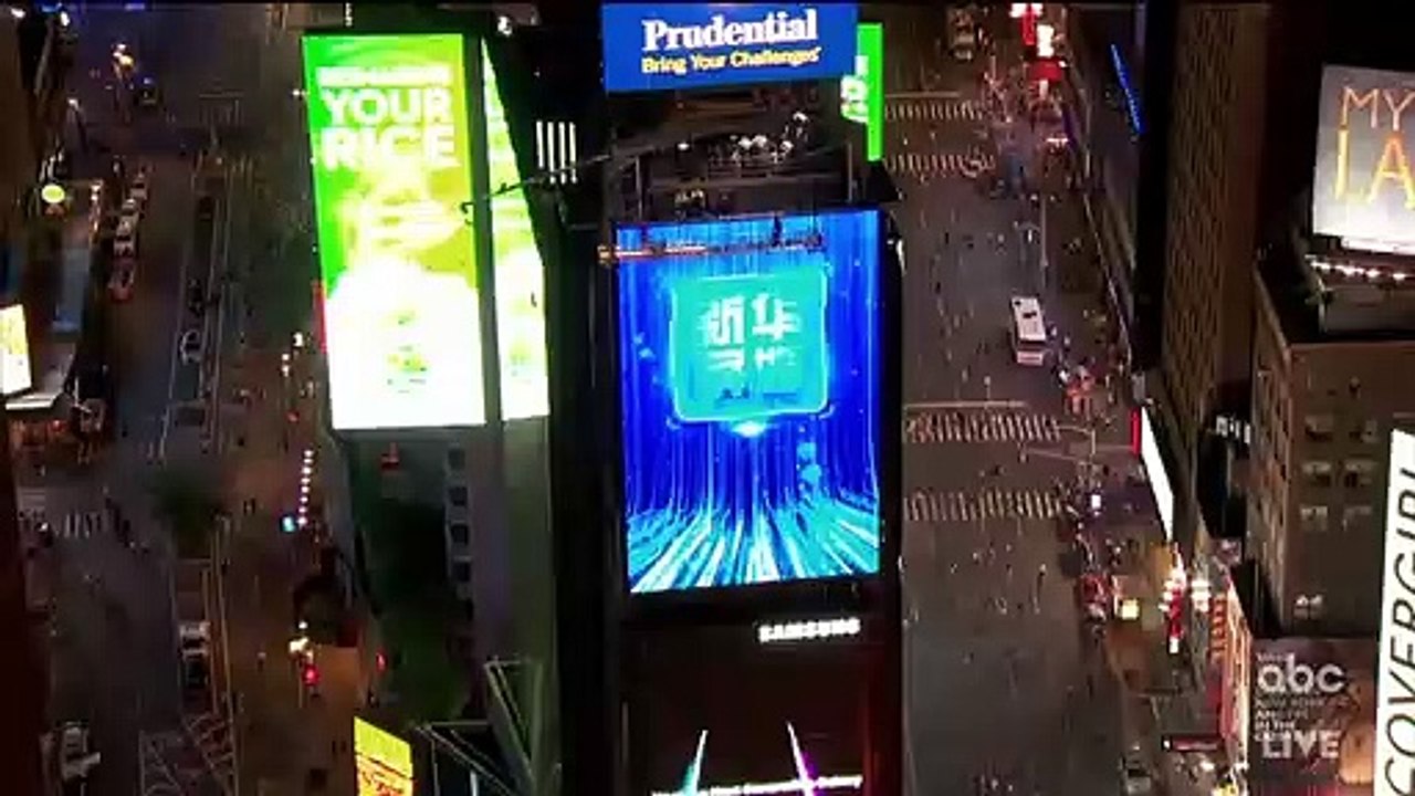 Nik Wallenda a réussi à marcher au-dessus du volcan actif Masaya au Nicaragua !