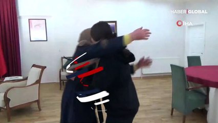 Diyarbakır'da nöbet tutan bir aile daha evladına kavuştu