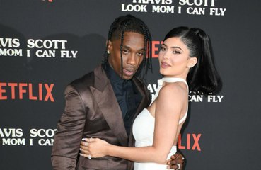 Kylie Jenner e Travis Scott estão juntos novamente