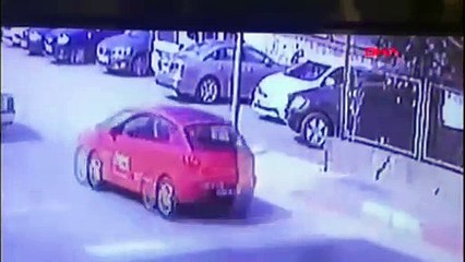 İstanbul'da dehşet anları kamerada! Kanlı saldırı...