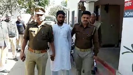 हथियार और चोरी की बाइक के साथ शातिर बदमाश गिरफ्तार