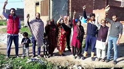 पाइप लाइन टूटने से 40 घरों की दो सप्ताह से पानी की सप्लाई ठप